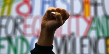 Αλληλεγγύη στις συλληφθείσες και τους συλληφθέντες της Ν. Σμύρνης!