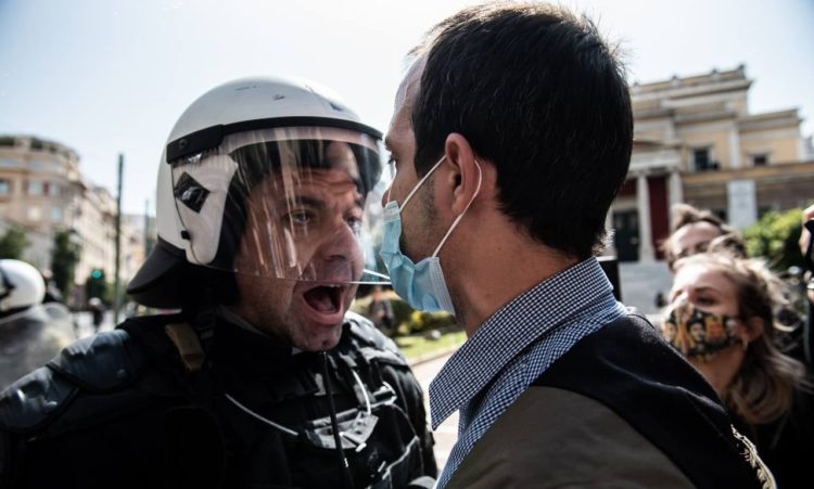 Δεν είμαστε φτιαγμένοι/ες για να μας παγώνει ο φόβος!