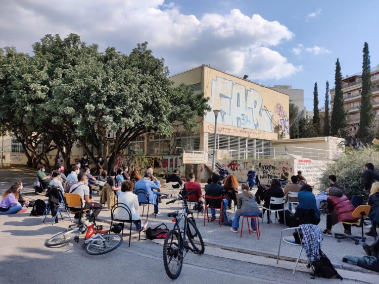 Κάτι αρχίζει να κινείται στα ΑΕΙ..