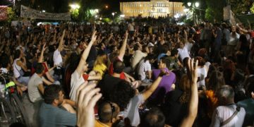 Πλατείες, πολιτική, δημοκρατία: 10 χρόνια μετά