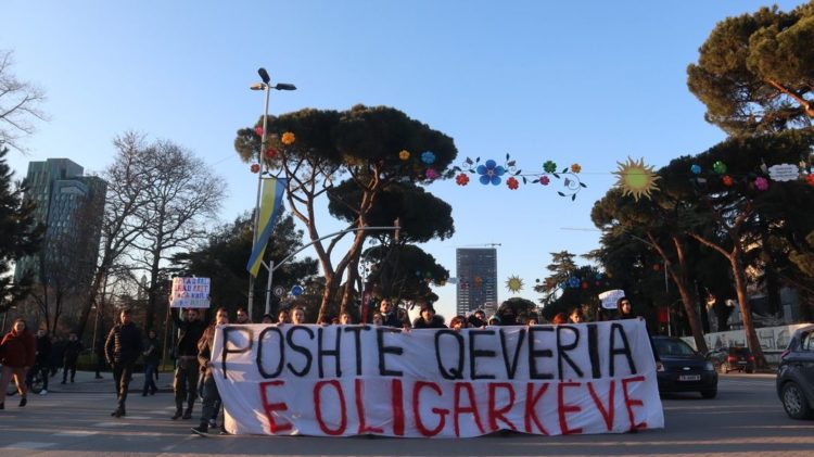 Δική μας η φωνή, δικός σας ο φόβος / Zëri ynë, frika juaj