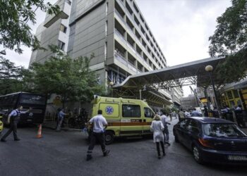 Η εκδικητική απόλυση του γιατρού Νίκου Σκούφογλου δεν θα περάσει! 