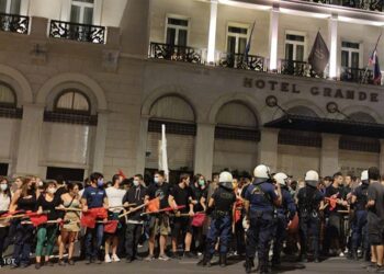 Πάνω από 1000 υπογραφές αποφοίτων πολυτεχνικών σχολών ενάντια στην Πανεπιστημιακή Αστυνομία!