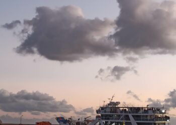 Αλληλεγγύη στους 500 μετανάστ(ρι)ες στην Παλαιόχωρα!