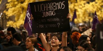 Θα παλέψουμε ενωμένες/α ή θα μας σκοτώνουν ξεχωριστά