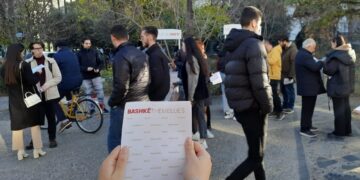 Τα μυαλά και οι καρδιές μας είναι μαζί, το μελλόν ανήκει σε όλους μας!