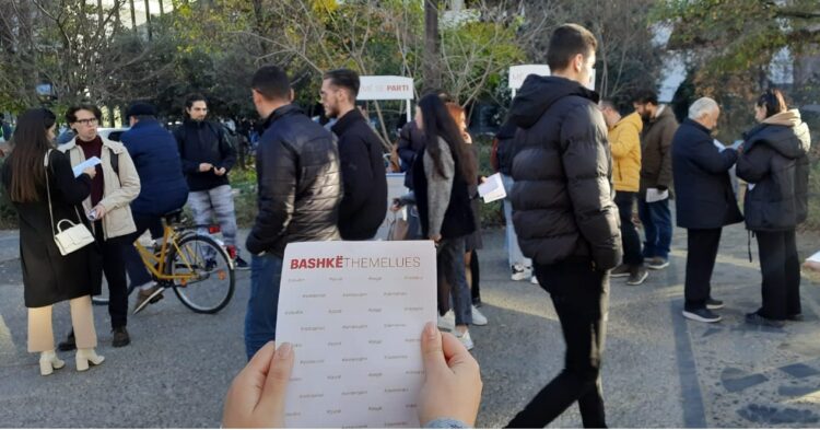 Τα μυαλά και οι καρδιές μας είναι μαζί, το μελλόν ανήκει σε όλους μας!