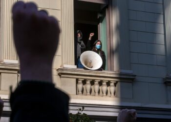 «Tις καλύτερες ημέρες θα τις φτιάξουμε, δε θα έρθουν από μόνες τους»: Στο πλευρό των αγώνων των εργαζόμενων στον χώρο της τέχνης