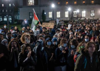 Παλαιστινιακές σημαίες κυματίζουν στα «καλύτερα πανεπιστήμια» του κόσμου