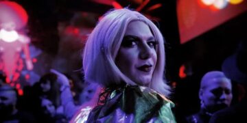 Η Ζάκι ζει, τσακίστε τους ναζί!