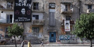 Αλληλεγγύη στην κατάληψη Προσφυγικών