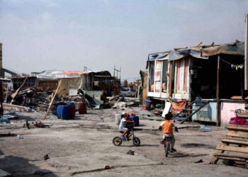 Αόρατοι άνθρωποι σε αόρατους τόπους