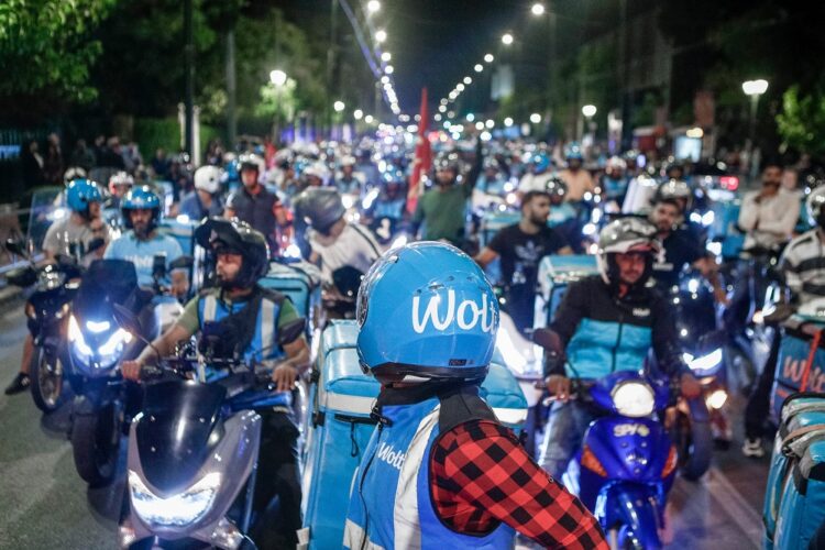 Νική στους διανομείς της Wolt!