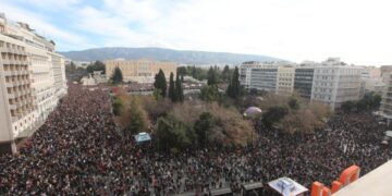 Δύο χρόνια χωρίς δικαιοσύνη για το έγκλημα των Τεμπών