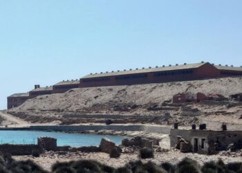 Προεδρικό Διάταγμα για τη Γυάρο – Προστασία με «παράθυρα» στην καταστροφή