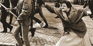 Έξω οι ναζί απ’ τις γειτονιές μας!