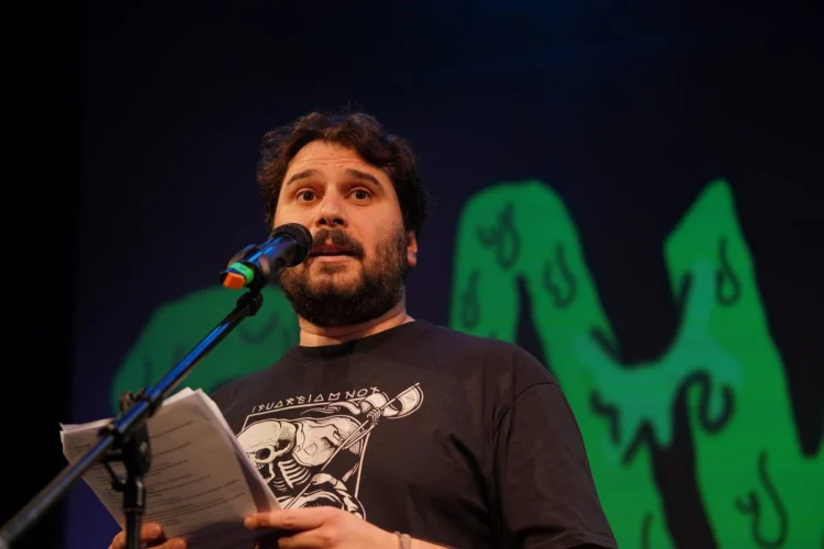 Η απόλυση του Πάρι Ρούπου και το νέο πειθαρχικό δίκαιο στο δημόσιο