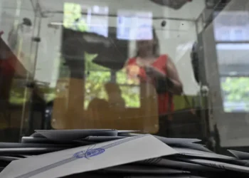 Από την ταξική αποσύνδεση στα κόμματα-ιδιοκτησίες