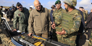 Να μην περάσει το πολυνομοσχέδιο Δένδια!