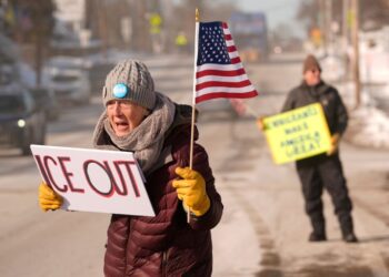 Η δολοφονική επέλαση του ICE στις Η.Π.Α.